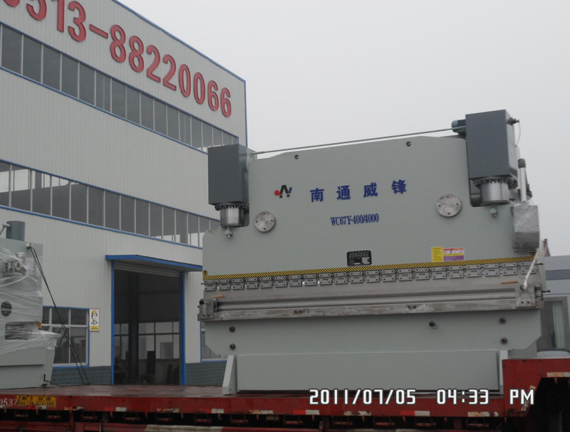 WC67Y-400T/4000��ͨ�ۏ�?r��n)C(j��)